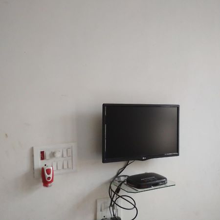 City Center Inn Buxar エクステリア 写真