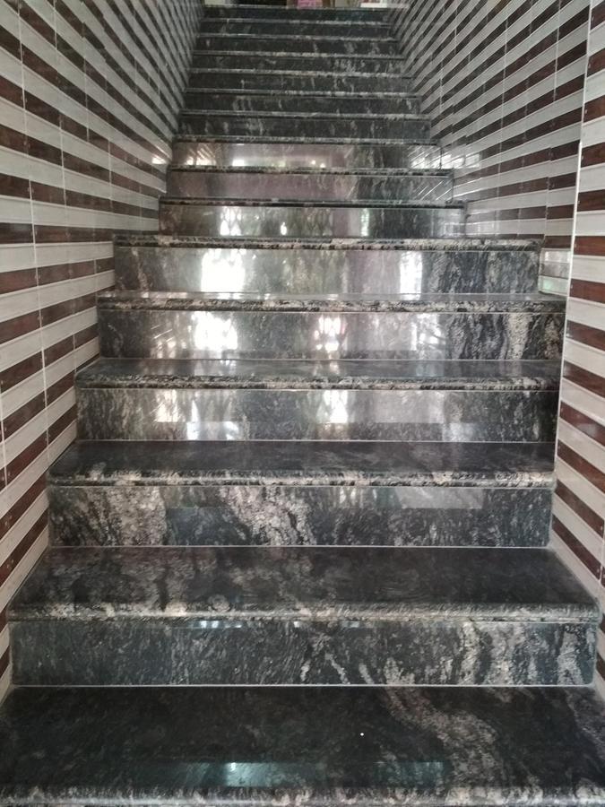 City Center Inn Buxar エクステリア 写真