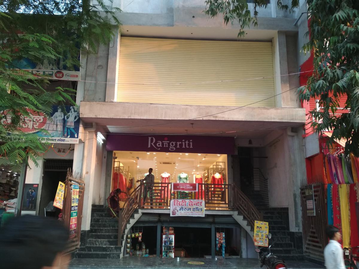 City Center Inn Buxar エクステリア 写真