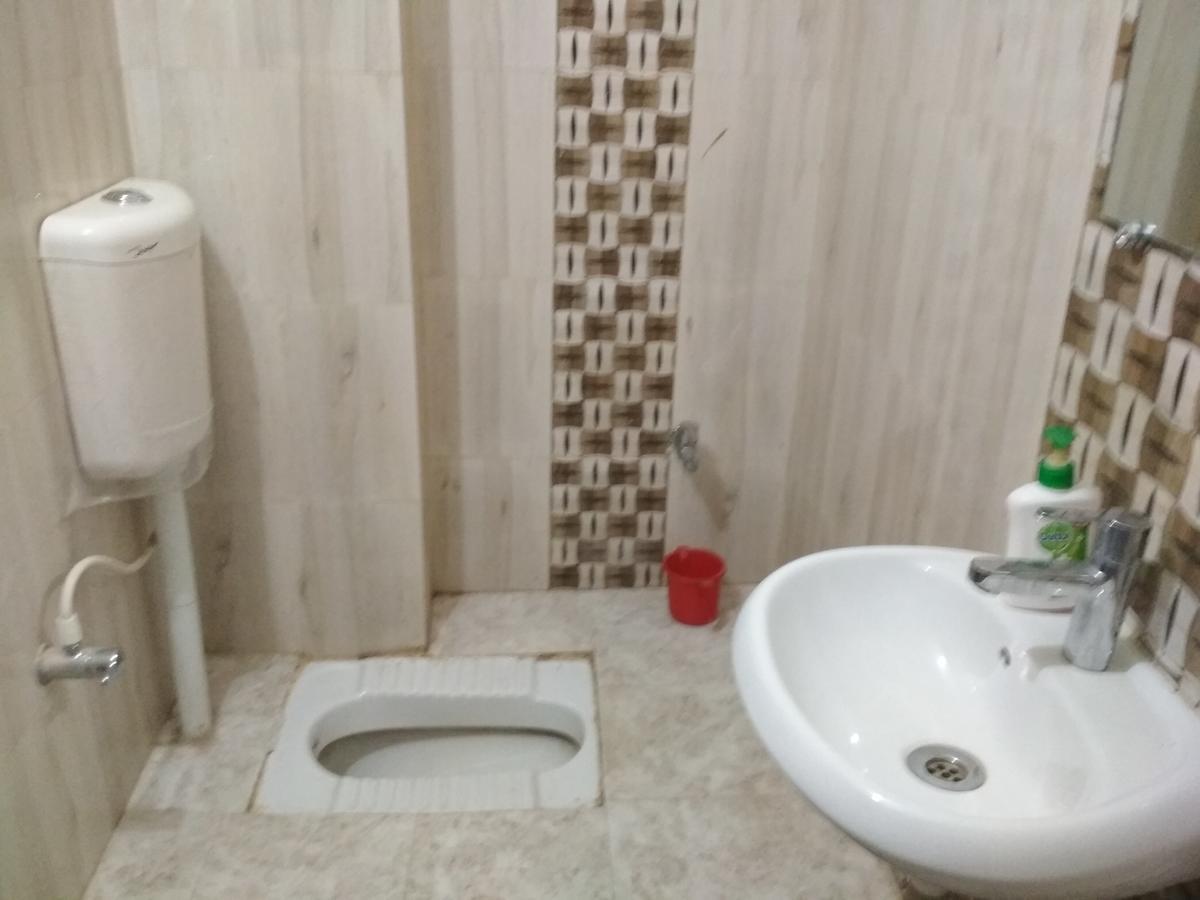City Center Inn Buxar エクステリア 写真
